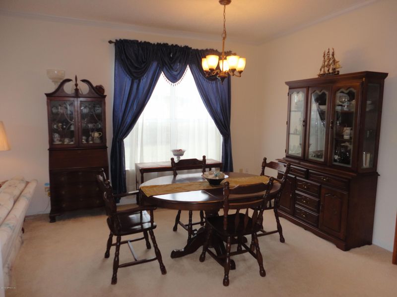 4617 Legends Ln, Elkton, FL 32033