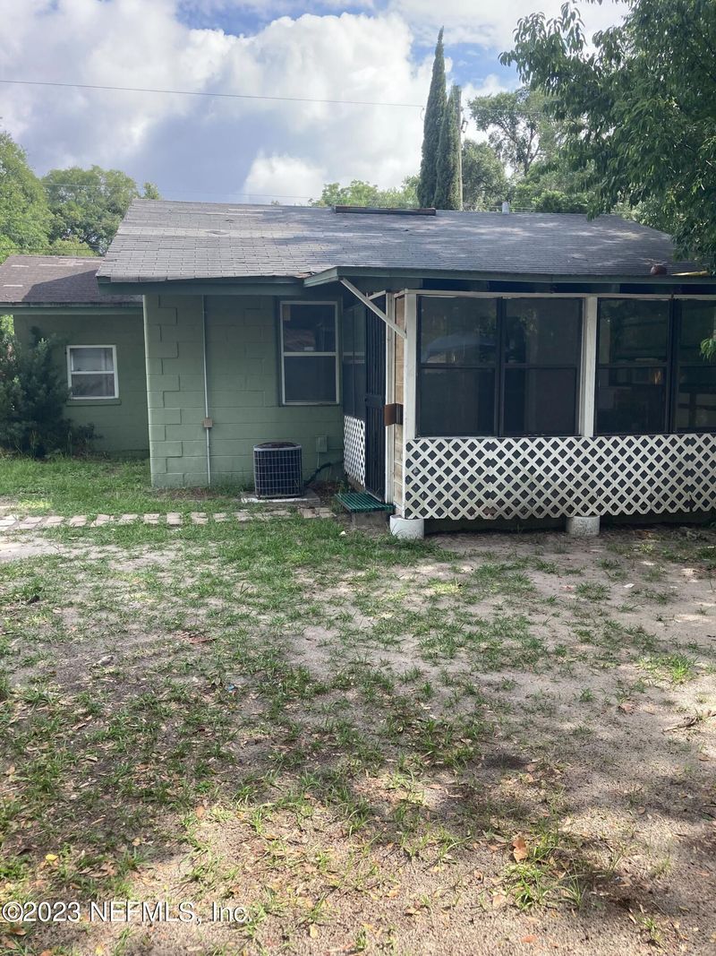 462 W 63rd St, Jacksonville, FL 32208
