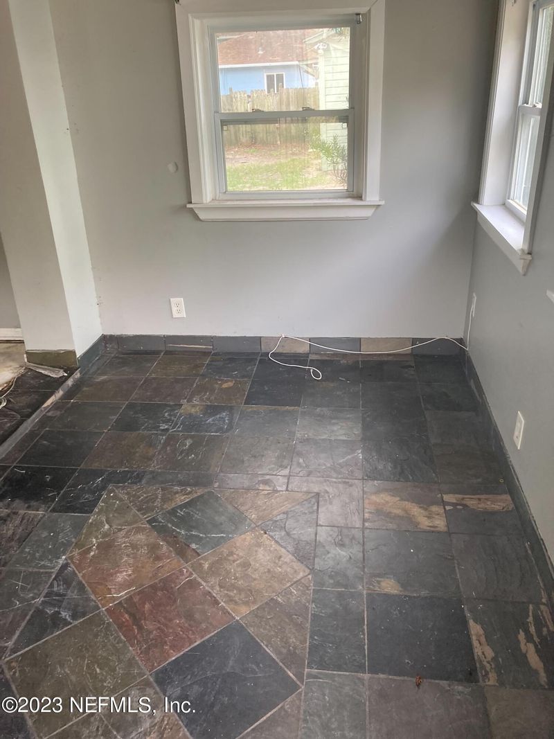462 W 63rd St, Jacksonville, FL 32208