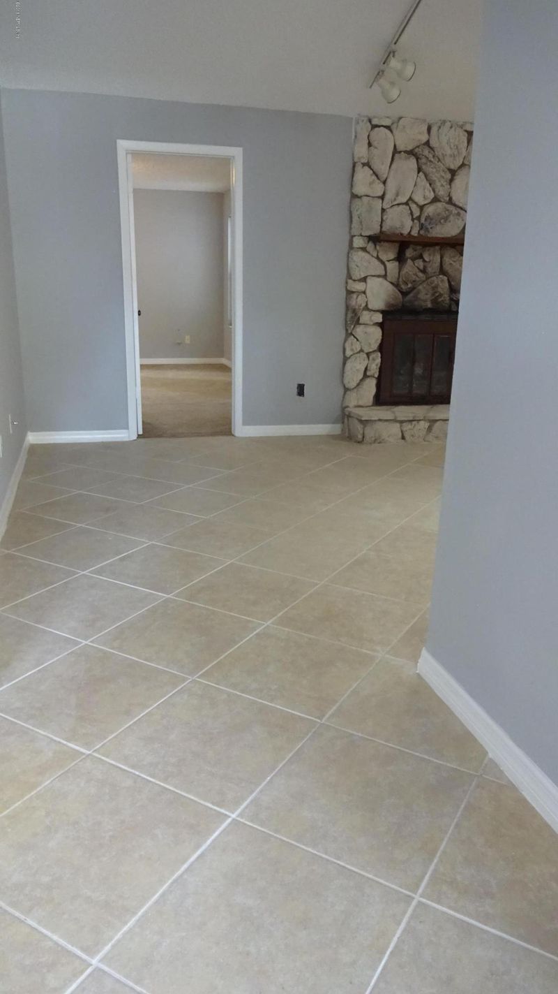 4628 Hearthstone Ct, Jacksonville, FL 32257