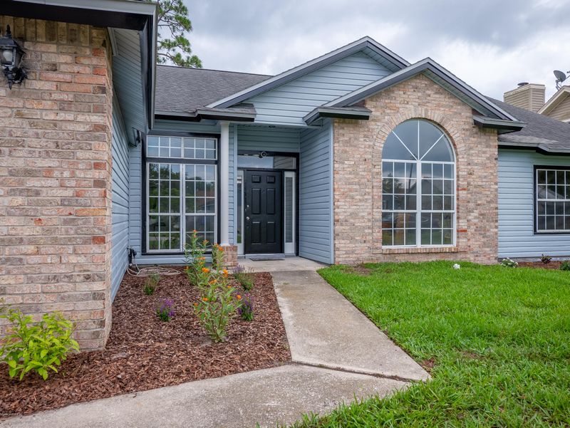 463 Ashcroft Landing Dr, Jacksonville, FL 32225
