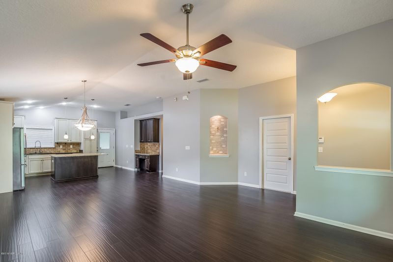 4630 Headley St, Jacksonville, FL 32205