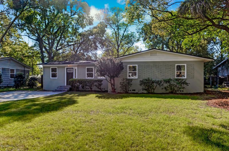 4630 Martingale Rd, Jacksonville, FL 32210