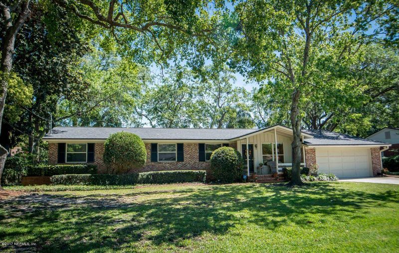4634 Waverly Ln, Jacksonville, FL 32210