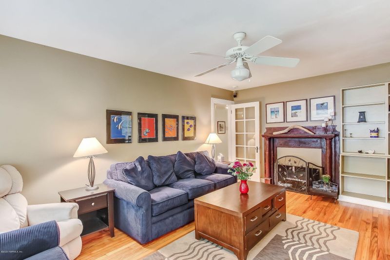 4639 Blackburn St, Jacksonville, FL 32210