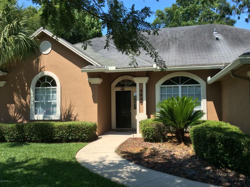 4640 Antler Hill Dr E, Jacksonville, FL 32224