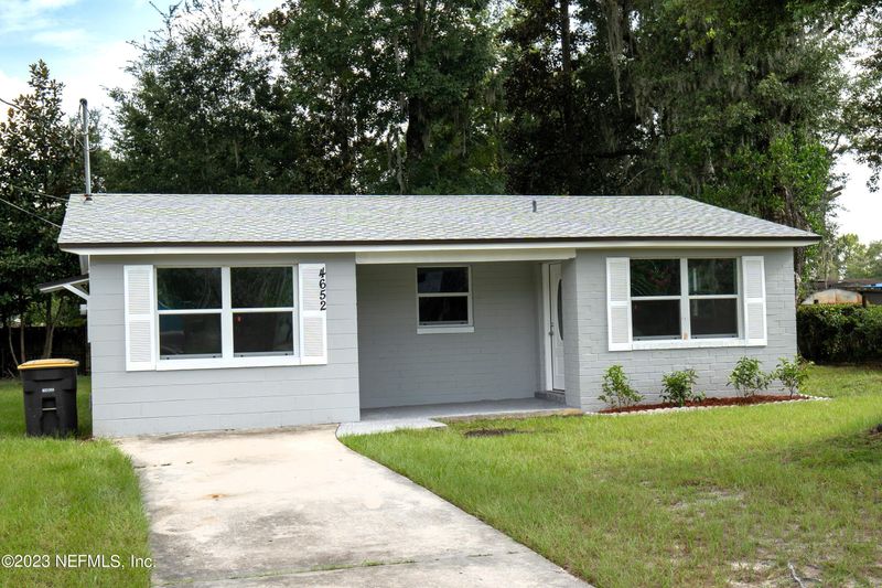 4652 Harbor View Dr, Jacksonville, FL 32208