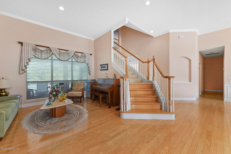 4668 W Seneca Dr, Jacksonville, FL 32259