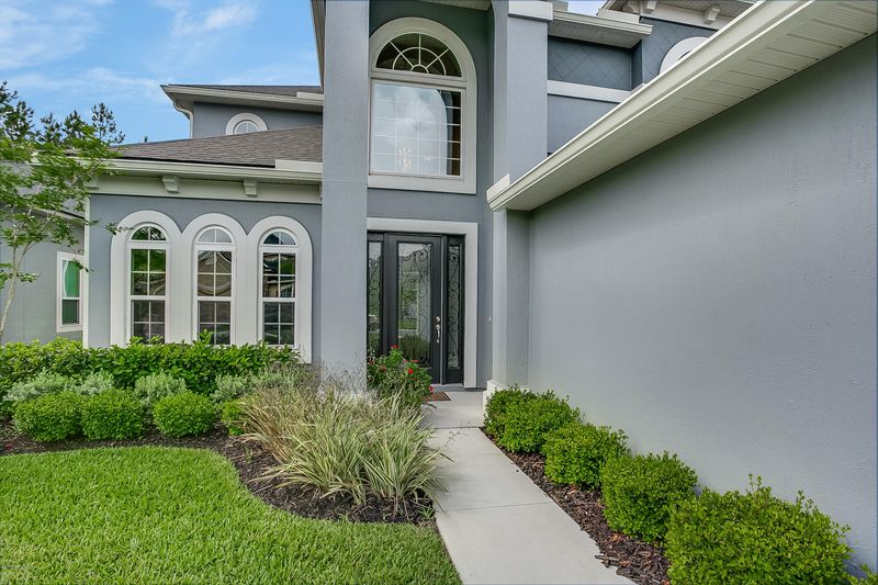 467 Cloisterbane Dr, St Johns, FL 32259