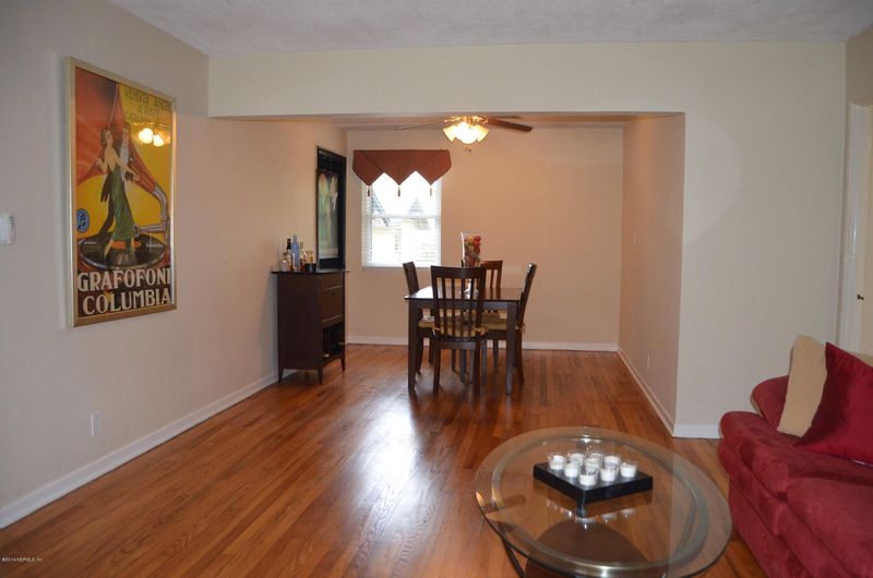 4676 Martingale Rd, Jacksonville, FL 32210