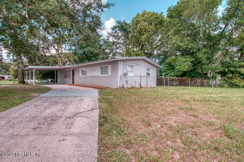 469 Madeira Dr, Orange Park, FL 32073