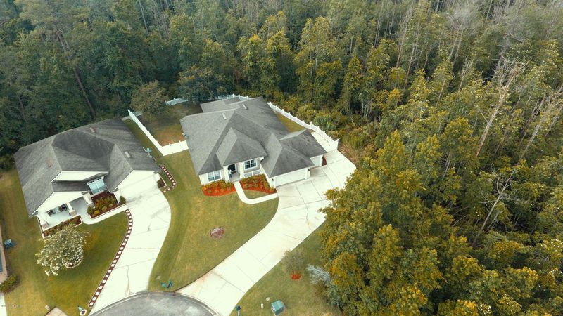 470 Apple Creek Dr, Jacksonville, FL 32218