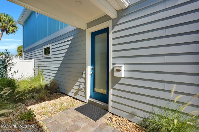 470 N 5th St, Jacksonville Beach, FL 32250