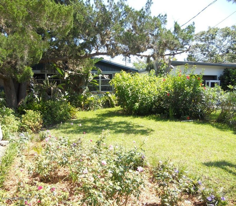 472 Arricola Ave, St Augustine, FL 32080