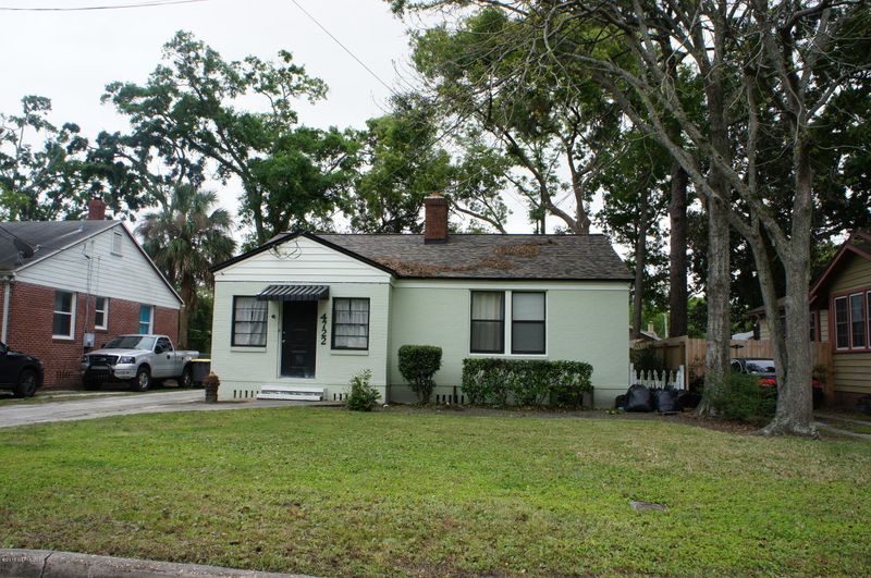 4722 Kerle St, Jacksonville, FL 32205