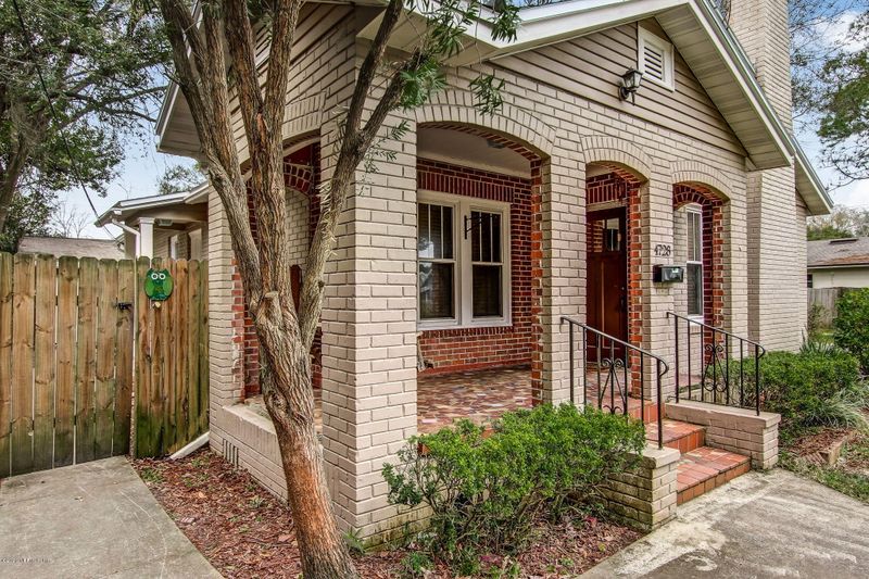 4728 Attleboro St, Jacksonville, FL 32205
