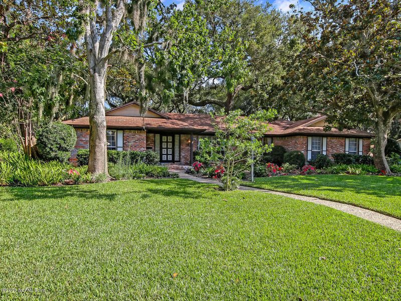 475 Palmwood Ln, Atlantic Beach, FL 32233