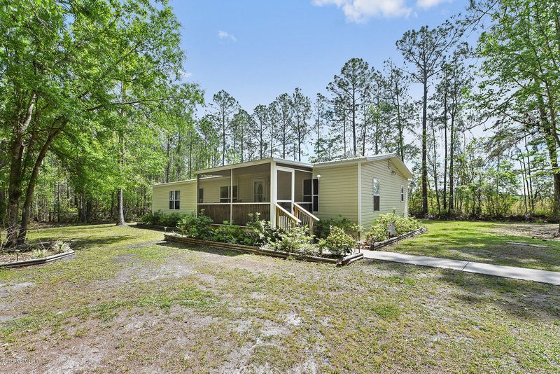 4750 Parete Rd S, Jacksonville, FL 32218