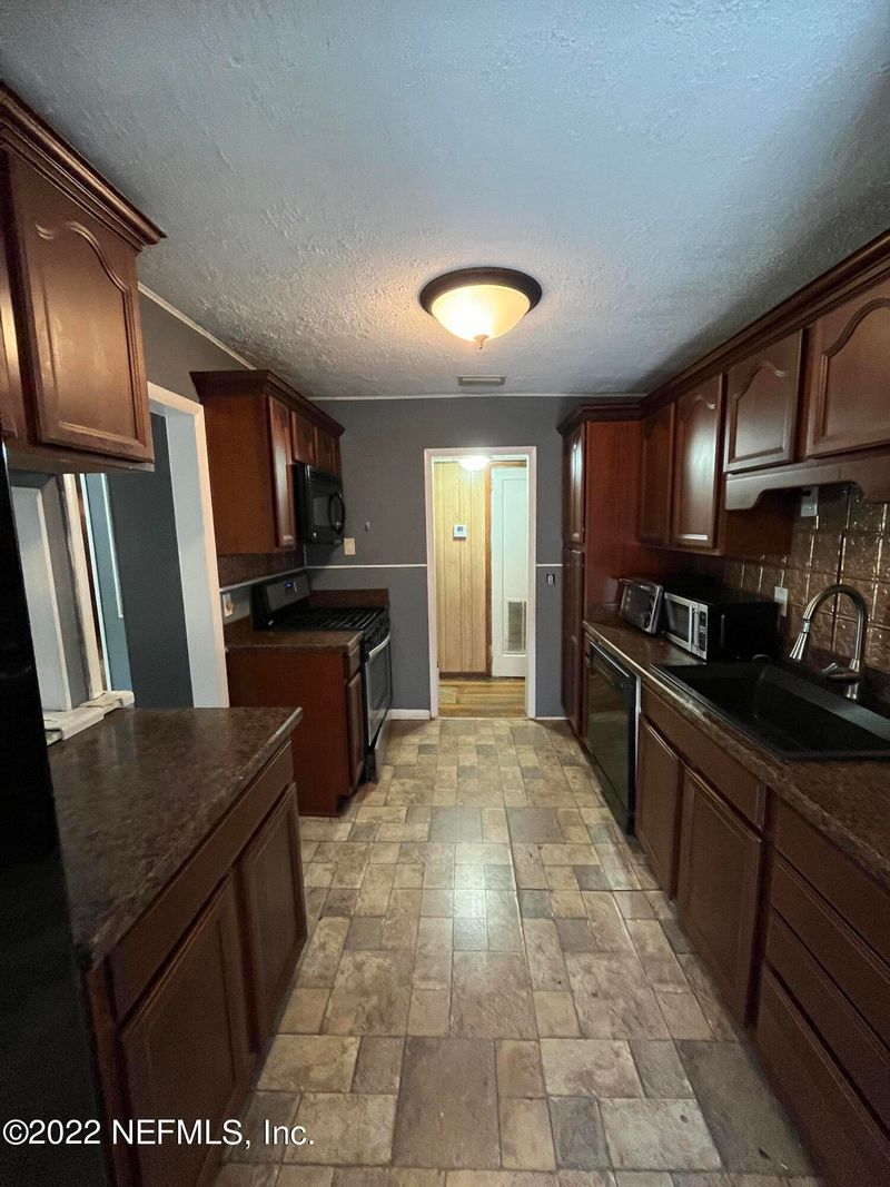 4752 Myrtlewood Rd, Jacksonville, FL 32210