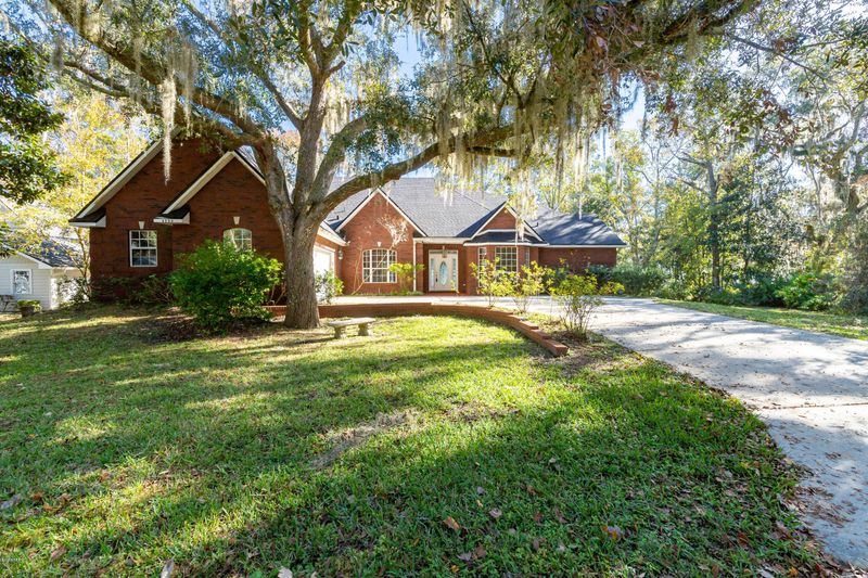4753 Raggedy Point Rd, Fleming Island, FL 32003