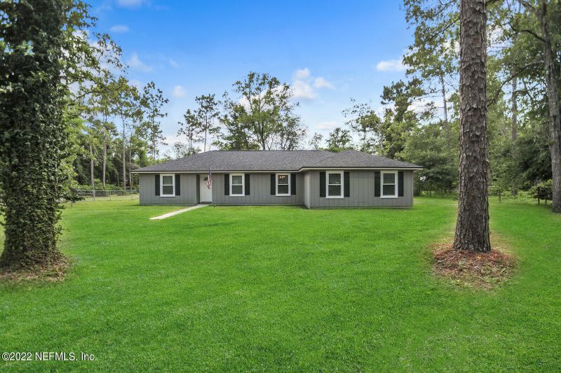 4755 Leopard Cir, Middleburg, FL 32068