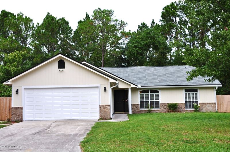 4757 N Goshawk Dr, Jacksonville, FL 32257