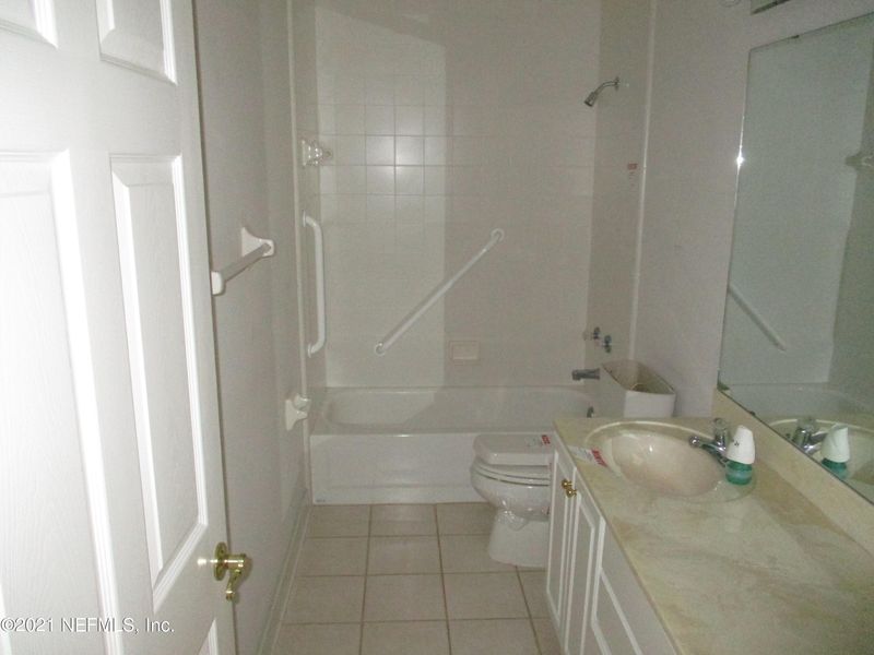 48 Fox Valley Dr, Orange Park, FL 32073