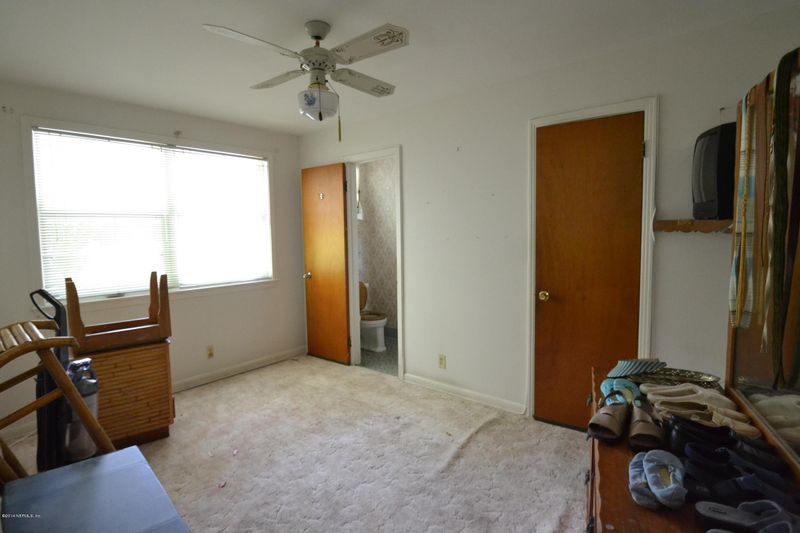 4824 Oakside Dr, Jacksonville, FL 32244