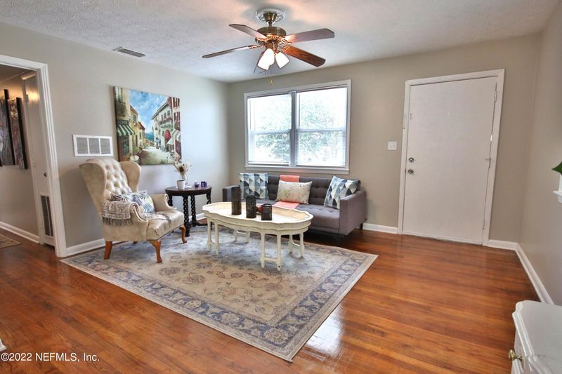 4832 Oakside Dr, Jacksonville, FL 32244