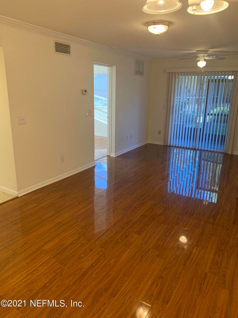 4836 Atlantic Blvd #110, Jacksonville, FL 32207