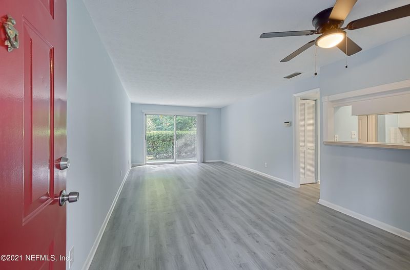 4836 Atlantic Blvd #201, Jacksonville, FL 32207