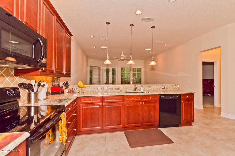 4838 Boat Landing Dr, St Augustine, FL 32092