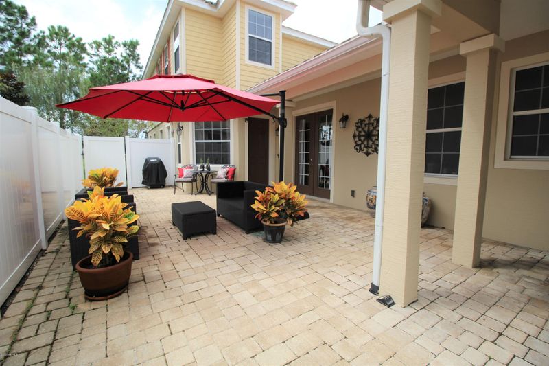 484 Hedgewood Dr, St Augustine, FL 32092