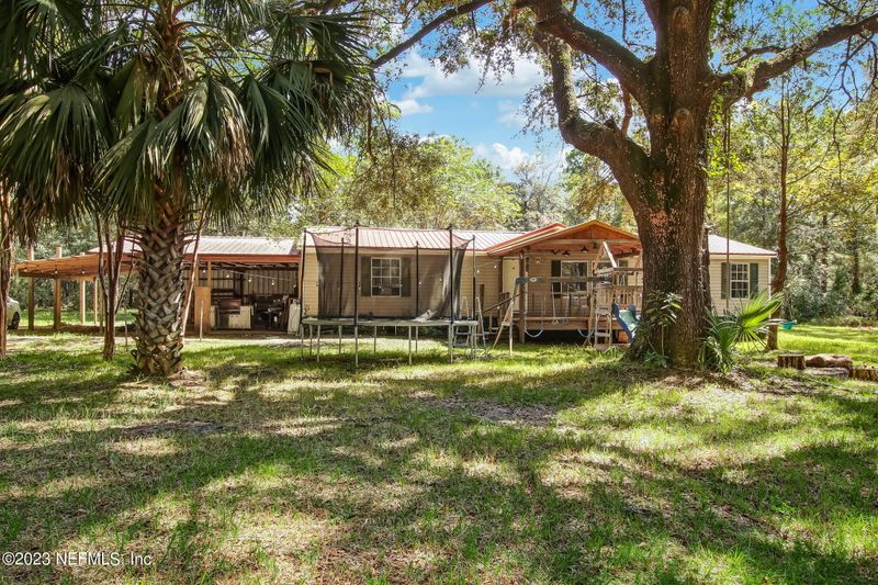 48485 Crawford Ln, Hilliard, FL 32046