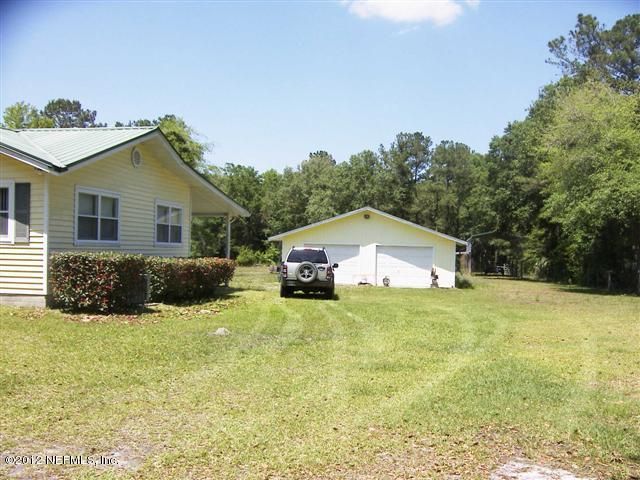 48590 Crawford Ln, Hilliard, FL 32046