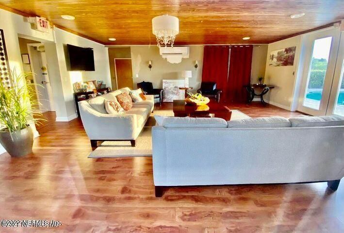 4861 Yacht Basin Dr, Jacksonville, FL 32225
