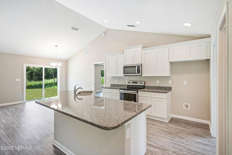 4863 Mayflower St, Middleburg, FL 32068