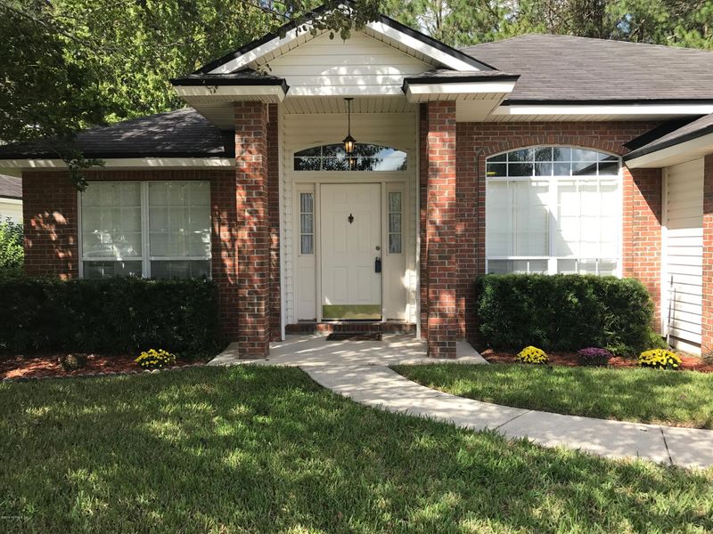 4864 Bolles Lake Dr, Jacksonville, FL 32258