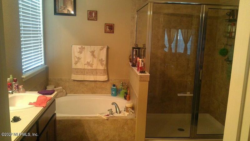 488 Glendale Ln, Orange Park, FL 32065