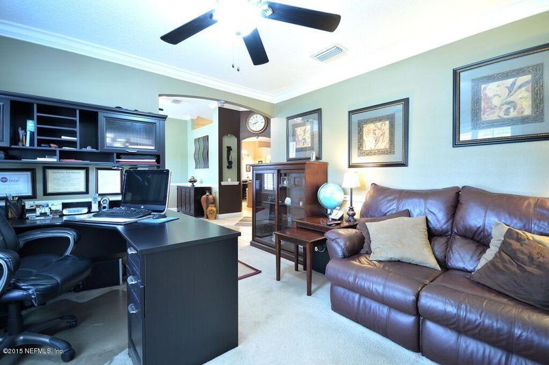 4886 Monroe Forest Dr, Jacksonville, FL 32257