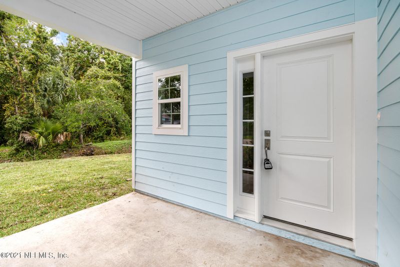49 Dudley St, Atlantic Beach, FL 32233