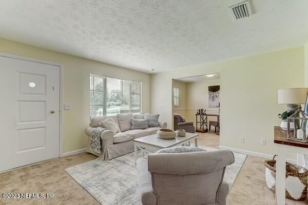 490 Sigsbee Rd, Orange Park, FL 32073