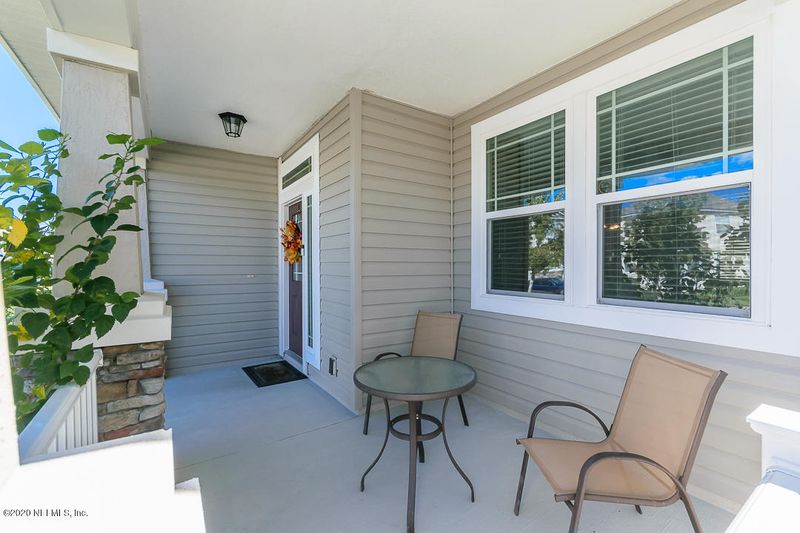 490 Vineyard Ln, Orange Park, FL 32073