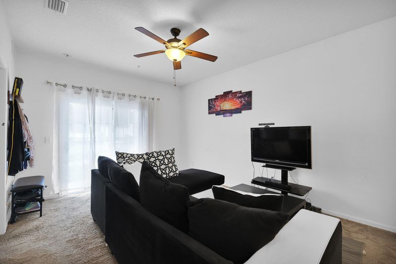 4908 Key Lime Dr #103, Jacksonville, FL 32256