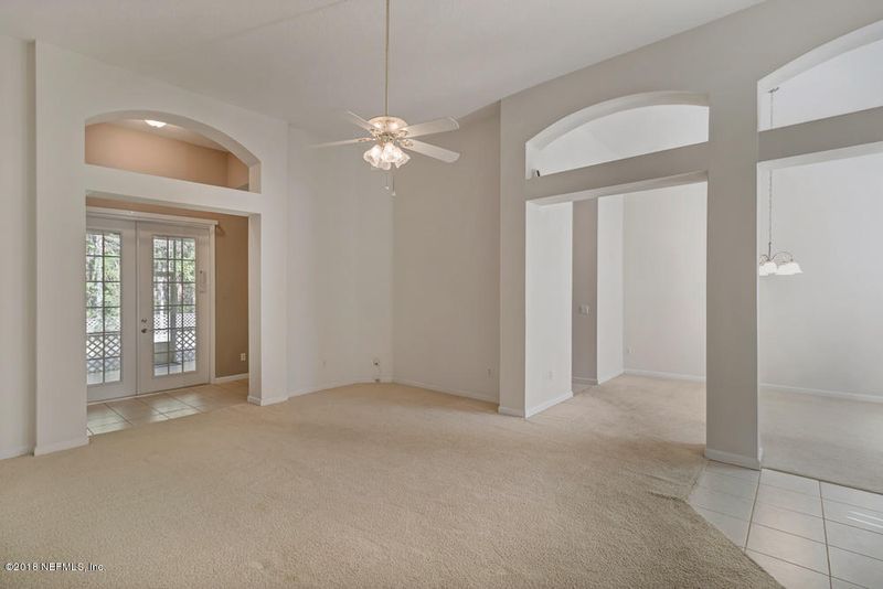4911 Joseph Creek Dr, Jacksonville, FL 32258
