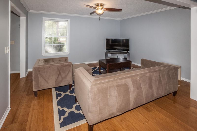 4914 Raggedy Point Rd, Orange Park, FL 32003