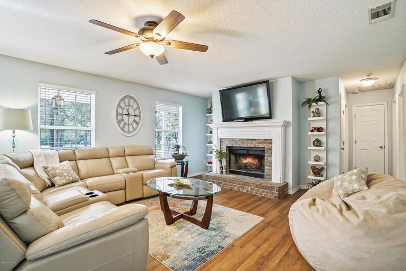 4914 Vogel Rd, St Augustine, FL 32092