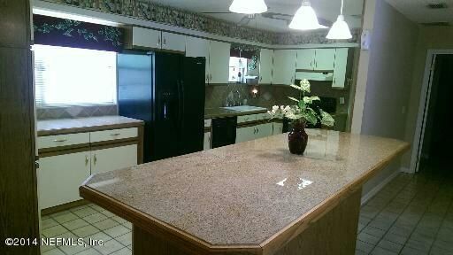 492 Wesley Rd, Green Cove Springs, FL 32043