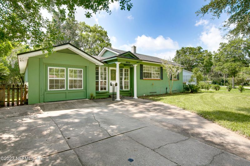 4929 Bridgewater Cir, Jacksonville, FL 32207