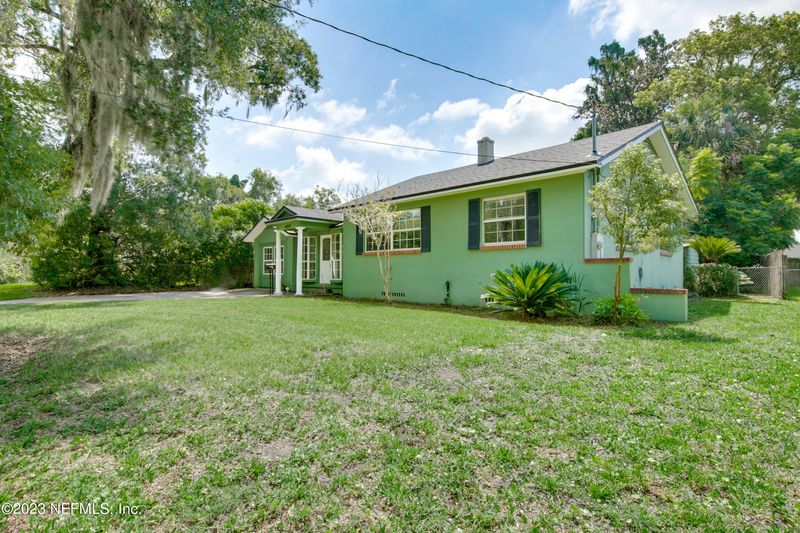 4929 Bridgewater Cir, Jacksonville, FL 32207